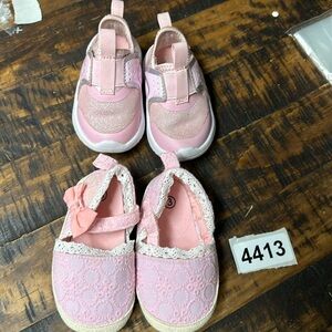 Athletic shoes sandals no name size 3 baby. Sandals new shoes like new